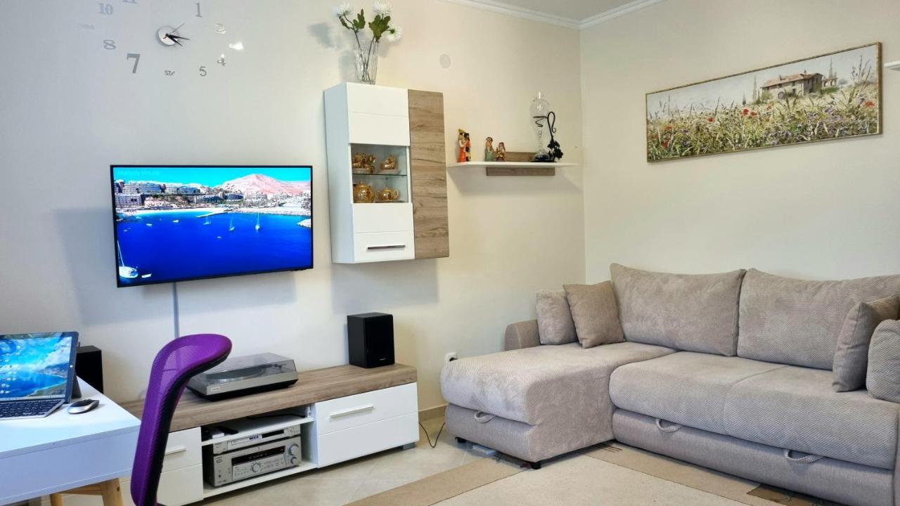 Greenhill-1 Sutomore Apartm Екстер'єр фото